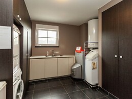 Beautiful Villa with Sauna & Hot Tub in the Region Haspengouw