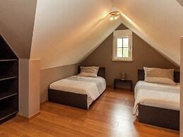 Beautiful Villa with Sauna & Hot Tub in the Region Haspengouw