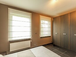 Beautiful Villa with Sauna & Hot Tub in the Region Haspengouw