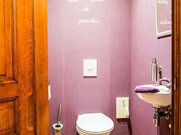 Villa in Bitvre With Garden