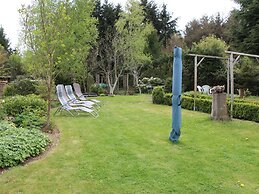 Modern Holiday Home With Private Garden