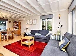 Modern Holiday Home With Private Garden