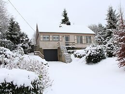 Modern Holiday Home With Private Garden
