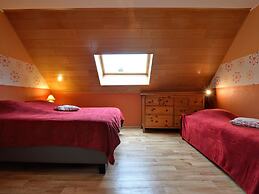 Alluring Holiday Home in Waimes With Garden