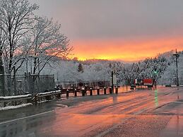 Alluring Holiday Home in Waimes With Garden