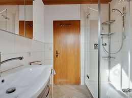 Welcoming Apartment in Niedereschach OT Kappel near Lake