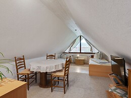 Welcoming Apartment in Niedereschach OT Kappel near Lake