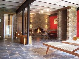 Well Kept Gite, Short Distance From the River and Forest