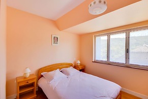 Vic-sur-cere Family Nest