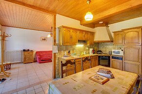 Vic-sur-cere Family Nest