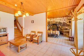 Vic-sur-cere Family Nest