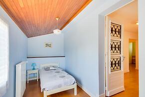 Vic-sur-cere Family Nest