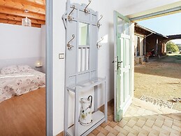 Forest Hideaway in Saint-caprais