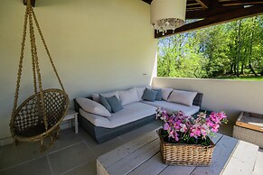Luxurious Holiday Home With Private Pool