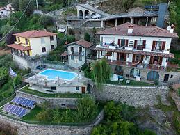 Climb, Cruise & Dine; Lake Como