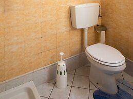 Air-conditioned Lake Flat