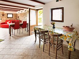 Air-conditioned Lake Flat