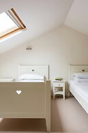 Clifton Hill by Onefinestay