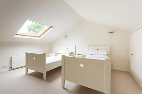 Clifton Hill by Onefinestay