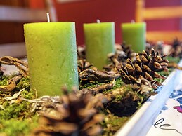 Tranquil Holiday Home With Private Garden