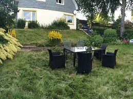 Tranquil Holiday Home With Private Garden