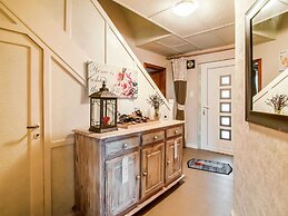 Tranquil Holiday Home With Private Garden