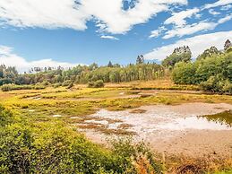 Tranquil Holiday Home With Private Garden