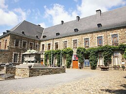 Luxury Apartment in Malmedy with Hot Tub