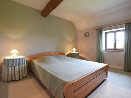 Cozy Weris Cottage Retreat