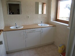 Renovated Farmhouse Quiet Location With Garden, Terrace, Ideal for Wal