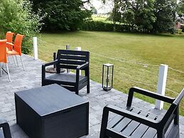 Peaceful Chalet in Transinne With Patio