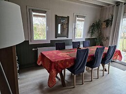 Peaceful Chalet in Transinne With Patio