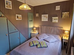 Peaceful Chalet in Transinne With Patio