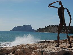 Belvilla by OYO Casa Kola