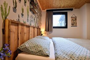 Chalet With Balcony in Veluwe