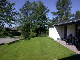 Sunny Cottage With Pool