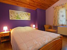 Quaint Holiday Home With Heated Indoor Pool