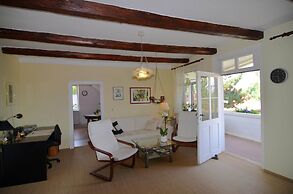 Modern Apartment in a Listed Villa With Beautiful