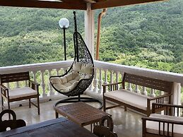 Nature Retreat in Testico