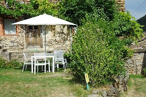 Hideaway in Villeneuve-d'allier