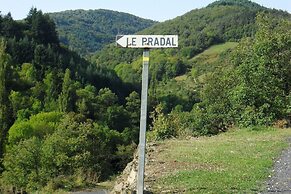 Hideaway in Villeneuve-d'allier