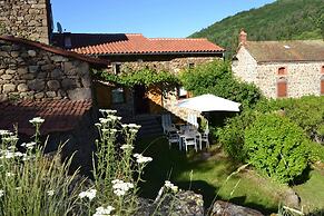 Hideaway in Villeneuve-d'allier