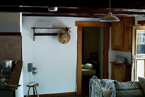 Hideaway in Villeneuve-d'allier