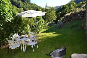 Hideaway in Villeneuve-d'allier