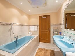 Beautiful Apartment in Langenfeld With Terrace