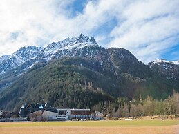 Beautiful Apartment in Langenfeld With Terrace