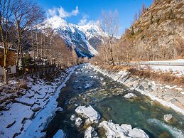 Beautiful Apartment in Langenfeld With Terrace