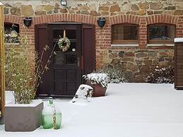 Comfortable Apartment With Terrace