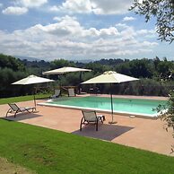 Saltwater Pool Holiday Home in Selci