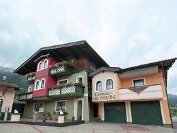 Idyllic Holiday Home in Goldegg Weng Near ski bus